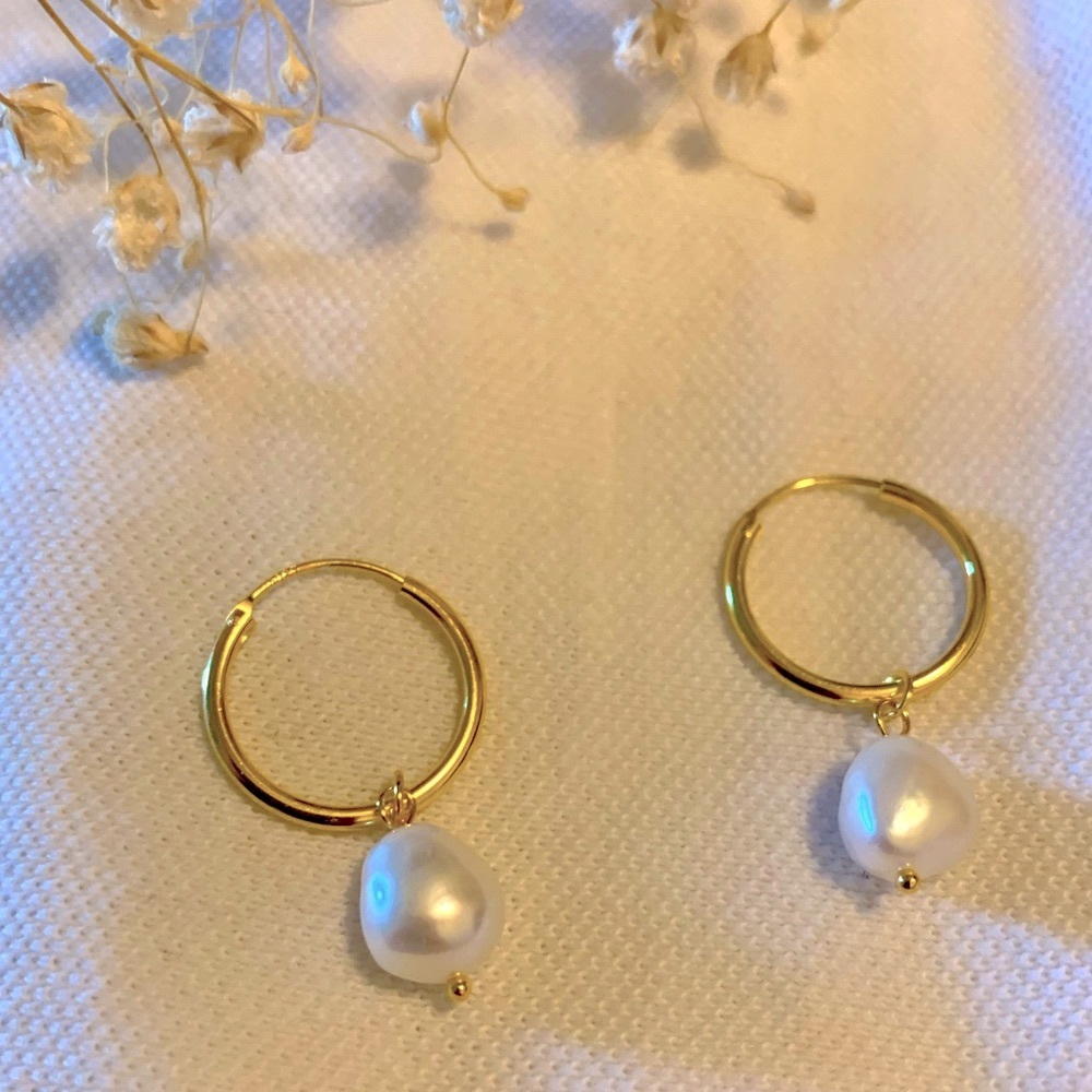 Gold Pearl Earrings | 18k Gold Plated - Picture 2 of 5